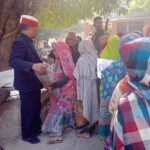 भीषण ठंड को देखते हुए आंवला तहसील परीसर मे निर्धनों को बाटे गये कम्बल