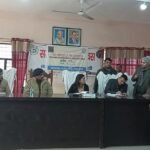कमिश्नर और आईजी ने समाधान दिवस में फरियादियों की शिकायतें सुनकर निस्तारण के दिए आदेश