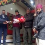 श्रीराम के उद्घोष के साथ घर घर वितरण किए गए अयोध्या से आए अक्षत